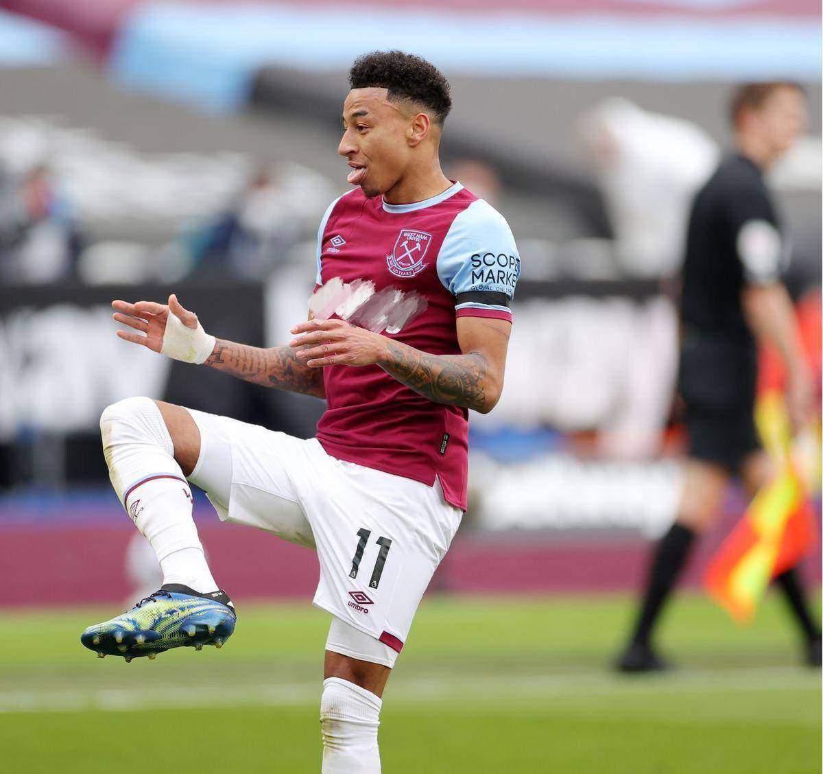 熊猫体育关于太狠了！今晚西汉姆调整名单以备欧冠Rookie在澳大利亚队比赛中高光表现，窗口期波特兰开拓者备战NBA季后赛的信息